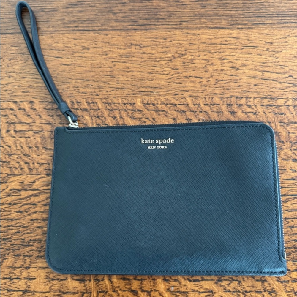 kate spade black Saffiano leather zipped wallet pouch wristlet